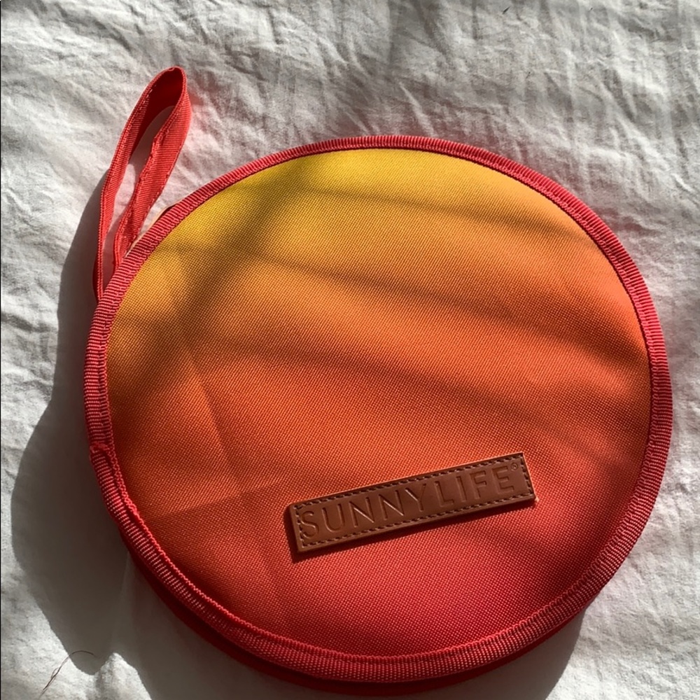 Sunnylife’s Lovers Picnic Kit • Malibu